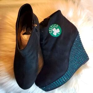NEW Women’s Black Synthetic Suede Celtics Ankle Boots,Green Rhinestone Wedge